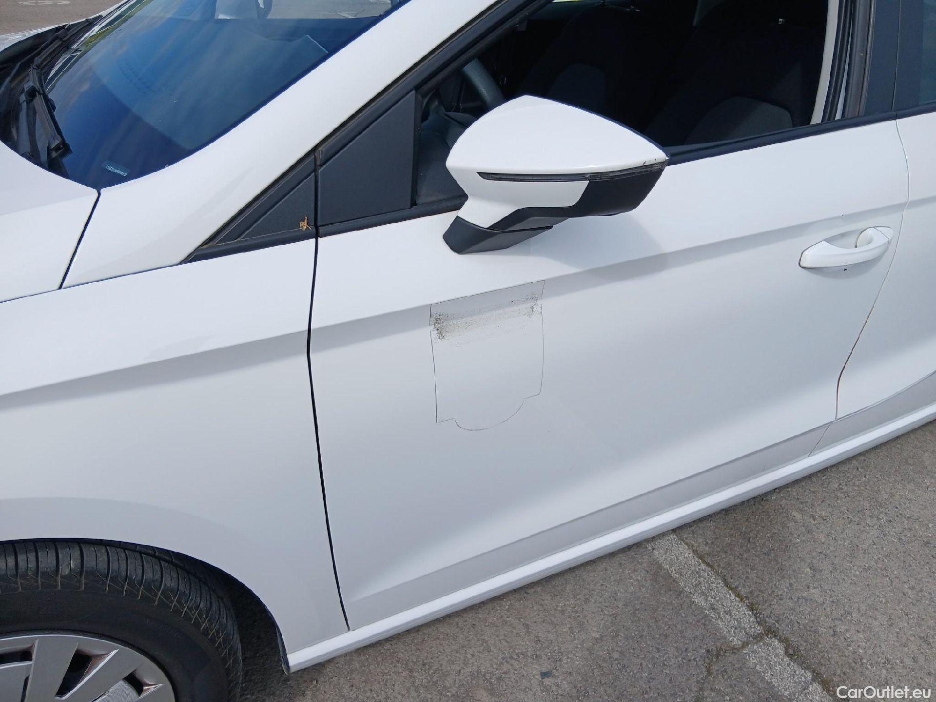  Seat  Ibiza SEAT  / 2017 / 5P / berlina con portón 1.0 MPI 59kW (80CV) Reference Plus(SP) #8