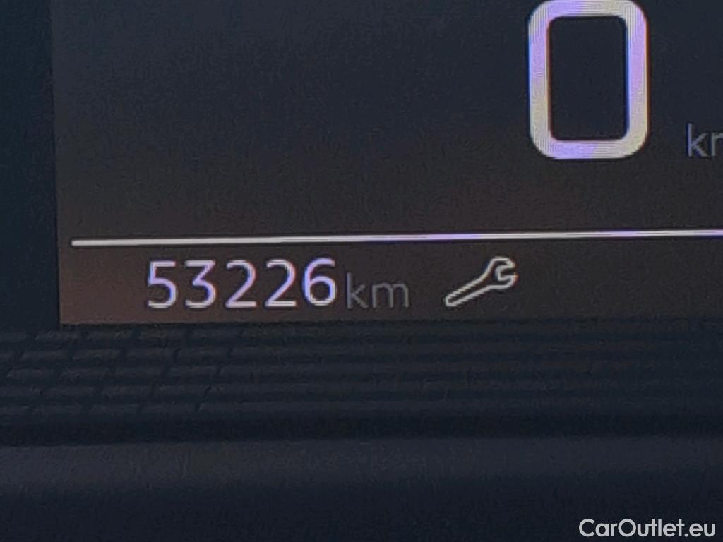  Peugeot  2008 PEUGEOT  / 2019 / 5P / todoterreno Allure Pack BlueHDI 81kW (110CV) (AC) #21