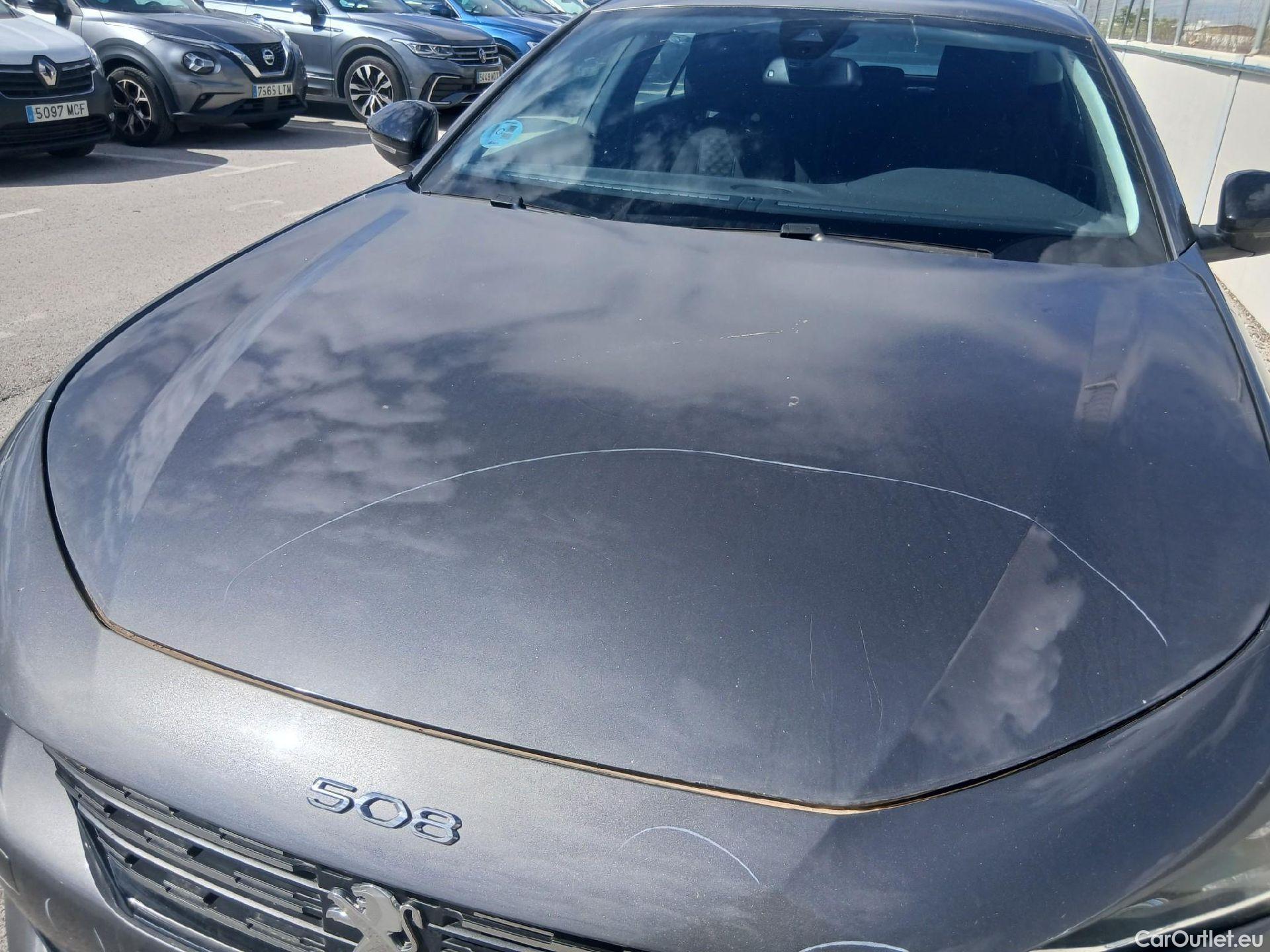  Peugeot  508 PEUGEOT  / 2018 / 5P / berlina con portón 5P Active Pack BlueHDi 130 S&S EAT8 #5