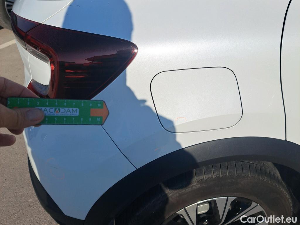  Renault  Captur RENAULT  / 2020 / 5P / todoterreno equilibre TCe 74 kW (100CV) GLP #27