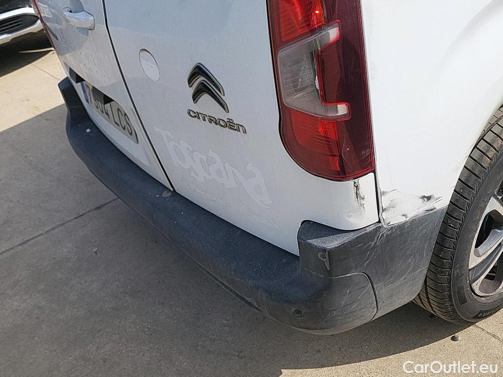  Citroen  Berlingo CITROEN  / 2018 / 5P / monovolumen compacto Talla M BlueHDi 100 100 AÑOS #28