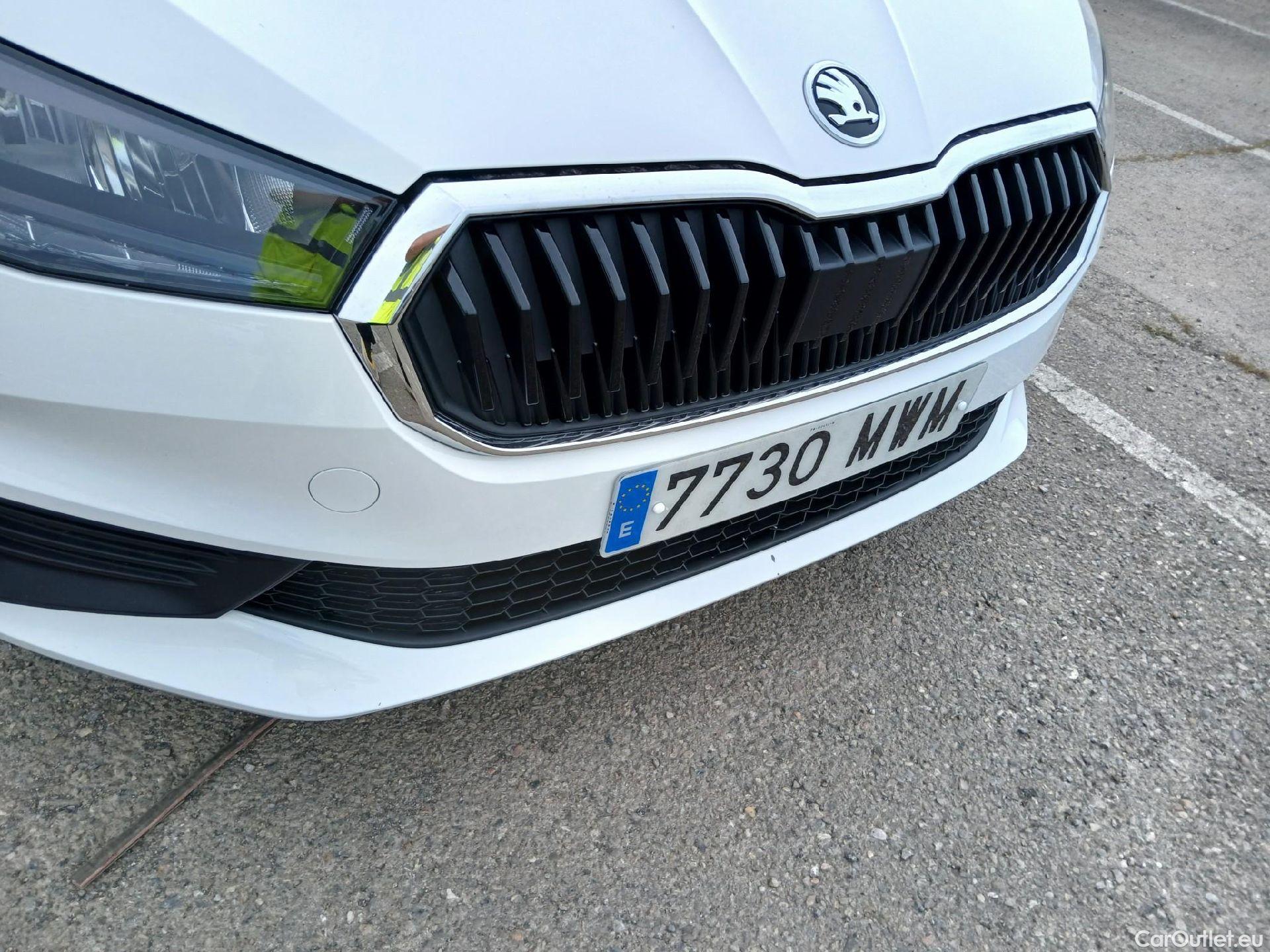  Skoda  Fabia  Essence 1.0 TSI 95CV MT5 6E #5