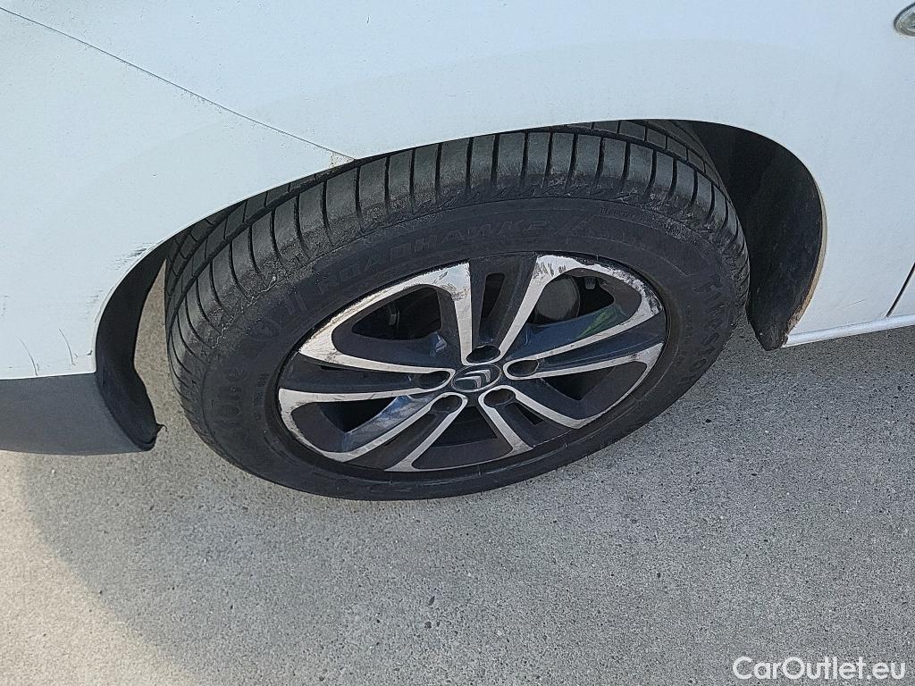  Citroen  Berlingo CITROEN  / 2018 / 5P / monovolumen compacto Talla M BlueHDi 100 100 AÑOS #22