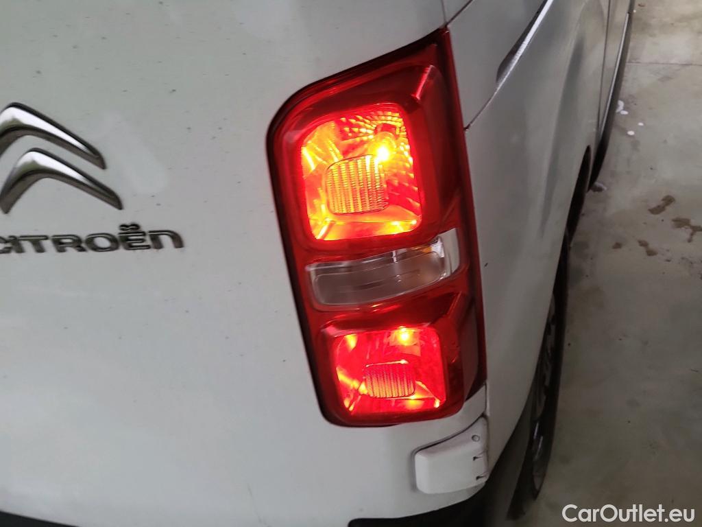  Citroen  Jumpy CITROEN  / 2016 / 4P / furgón Talla M BlueHDi 85KW (115CV) 6v Confort #5