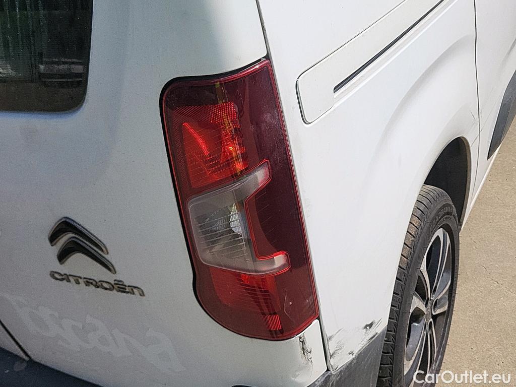  Citroen  Berlingo CITROEN  / 2018 / 5P / monovolumen compacto Talla M BlueHDi 100 100 AÑOS #60