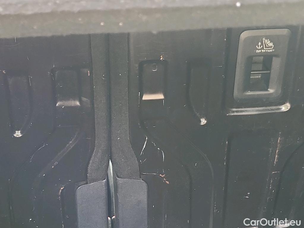  Citroen  Berlingo CITROEN  / 2018 / 5P / monovolumen compacto Talla M BlueHDi 100 100 AÑOS #19