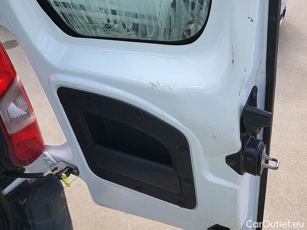  Citroen  Berlingo CITROEN  / 2018 / 5P / monovolumen compacto Talla M BlueHDi 100 100 AÑOS #14