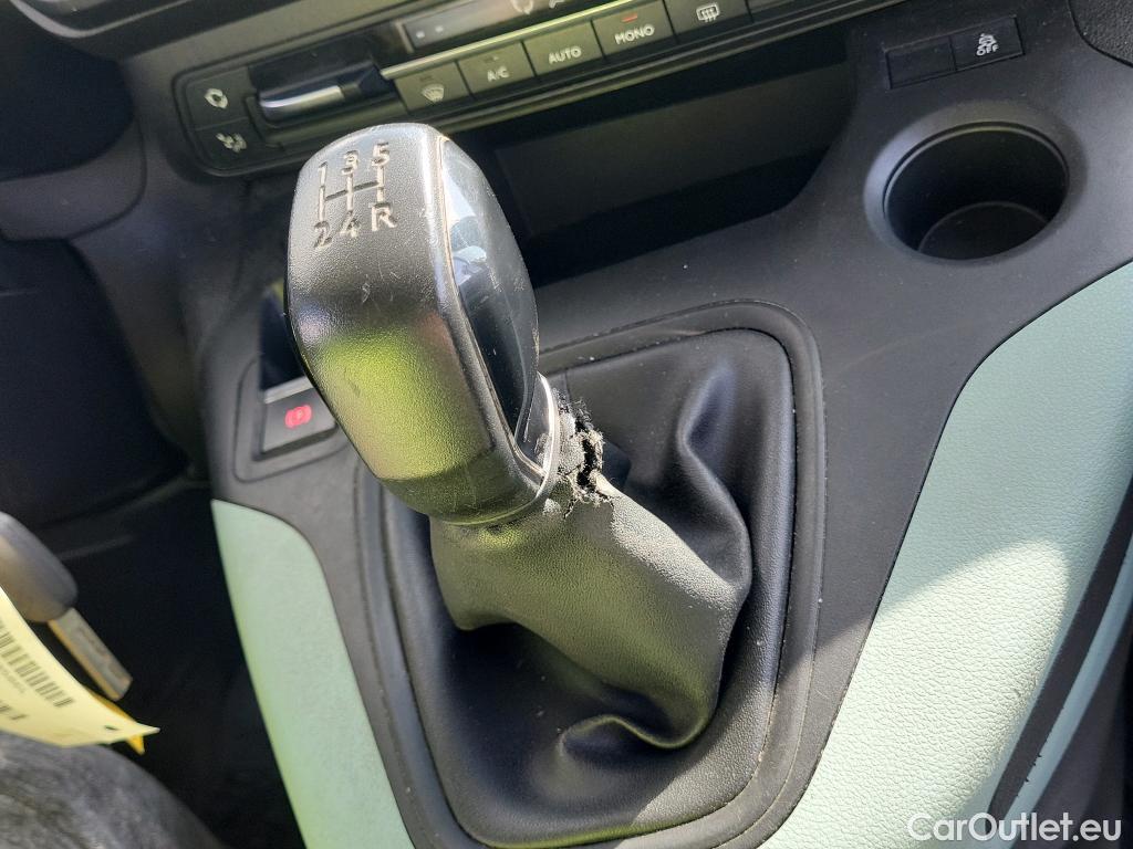  Citroen  Berlingo CITROEN  / 2018 / 5P / monovolumen compacto Talla M BlueHDi 100 100 AÑOS #26