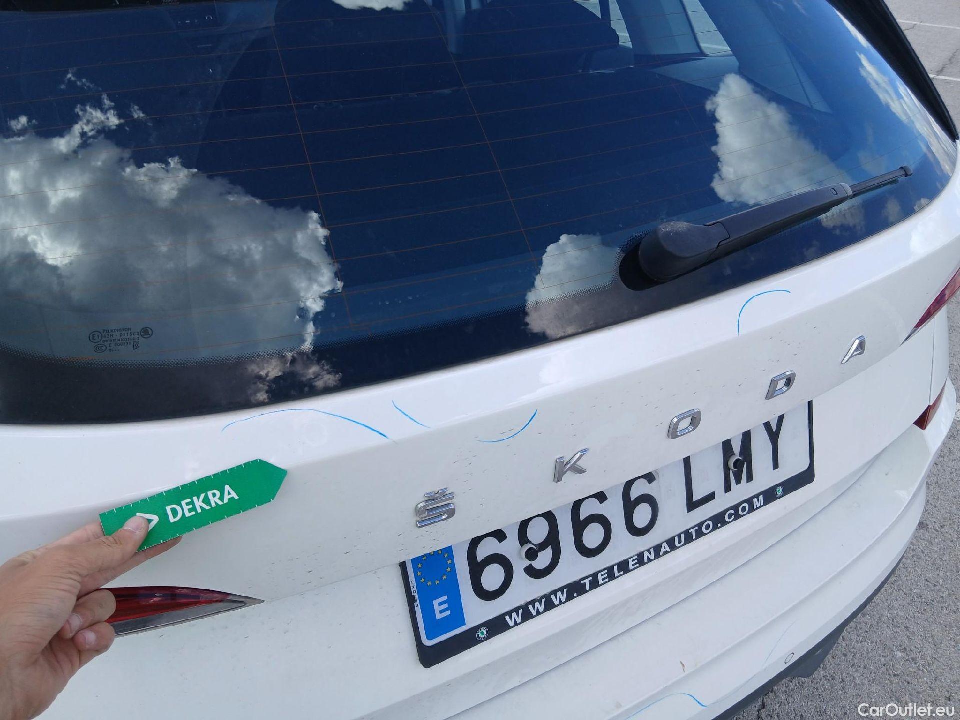  Skoda  KAMIQ SKODA  1.0 TSI 81kW (110CV) DSG Ambition (CX) #26