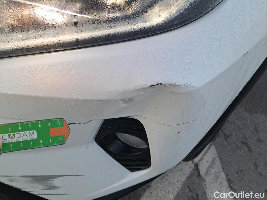  Toyota  RAV4 TOYOTA  / 2018 / 5P / todoterreno 2.5l 220H Feel! #2