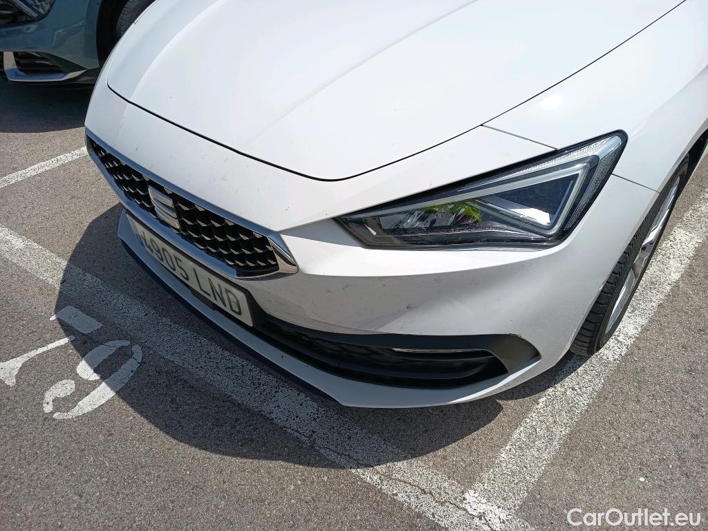  Seat  Leon SEAT Nuevo León / 2020 / 5P / familiar SP 1.4 e-Hybrid DSG S&S Xcellence Go L #22