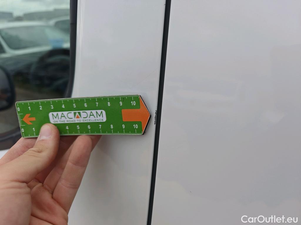  Citroen  Berlingo CITROEN  / 2018 / 3P / furgón derivado de turismo Talla M BlueHDi 100 CONTROL (AC2) #26