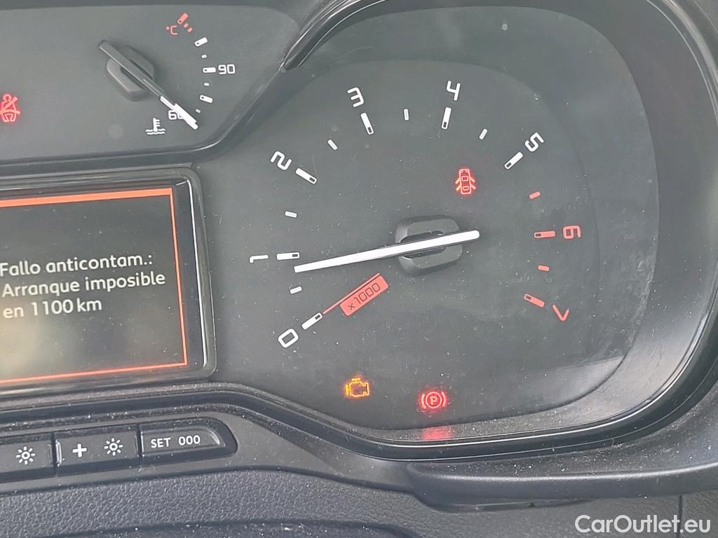 Citroen  Berlingo CITROEN  / 2018 / 5P / monovolumen compacto Talla M BlueHDi 100 100 AÑOS #66