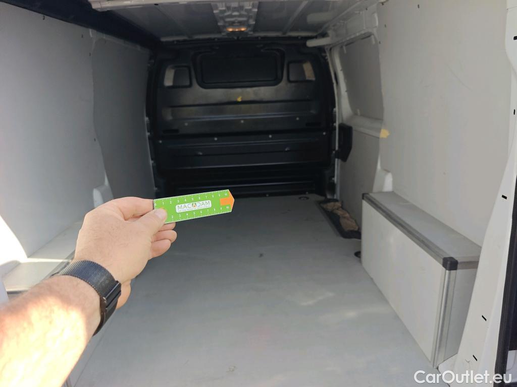  Opel  Vivaro OPEL  / 2019 / 4P / furgón 1.5 BlueHDi 74kW (100CV) M Std #61