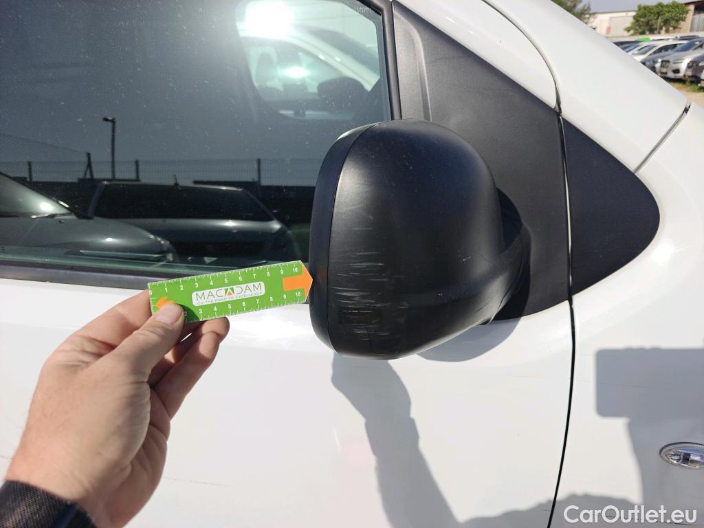  Opel  Vivaro OPEL  / 2019 / 4P / furgón 1.5 BlueHDi 74kW (100CV) M Std #64