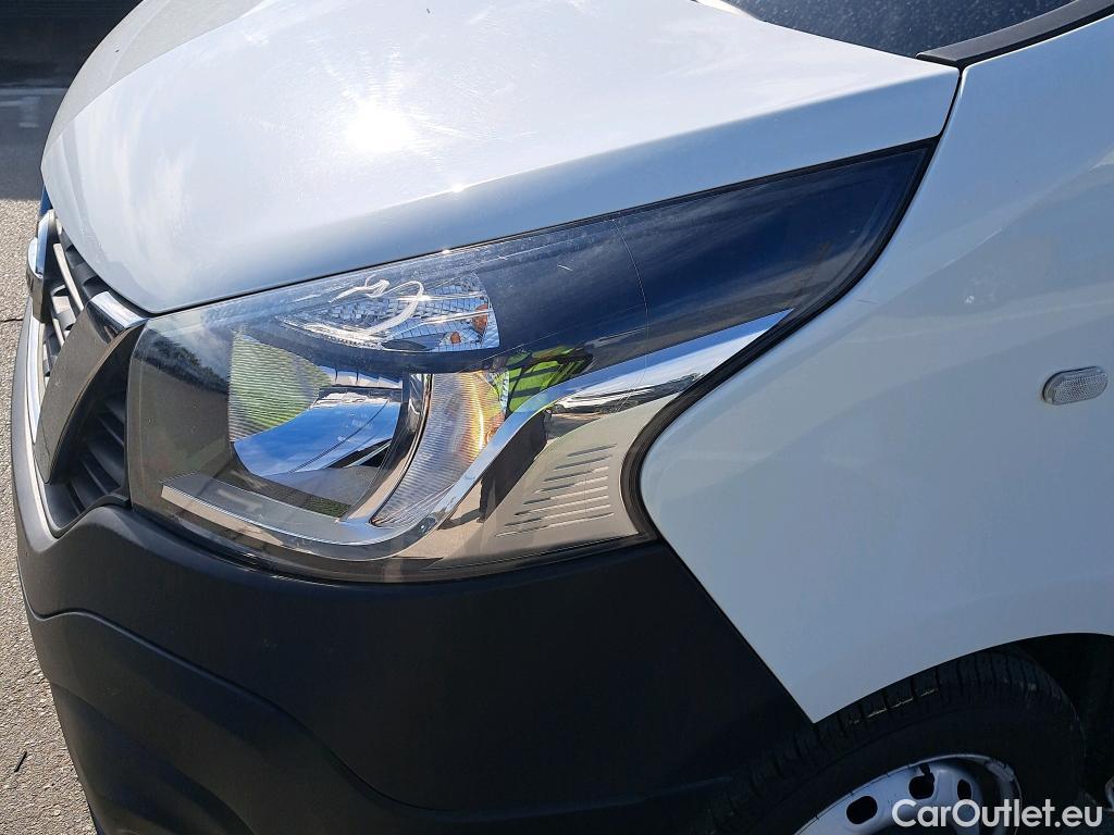  Nissan  NV300 NISSAN  / 2016 / 4P / furgón 2.0dCi 88kW (120CV) L1H1 1T Optima #1