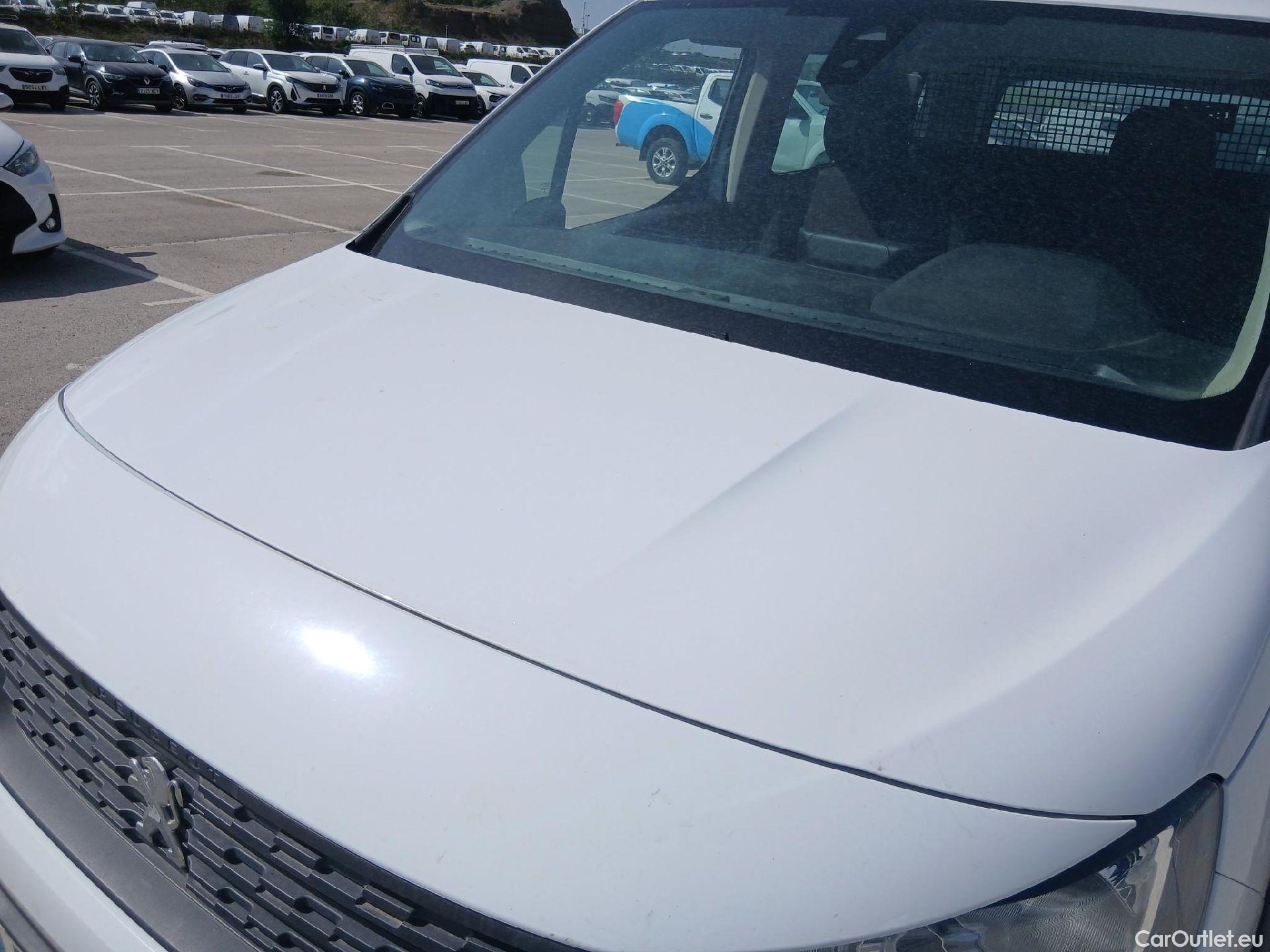  Peugeot  Partner PEUGEOT Rifter / 2018 / 5P / combi Active Pack Business Std. PureTech 110 #20