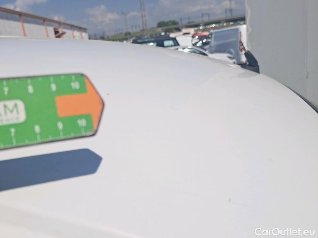  Renault  Kangoo RENAULT  Furgón/2013/3P/furgón derivado de turismo Profesional dCi 55 kW (75 CV) #55