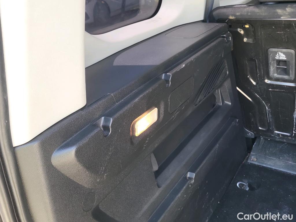  Toyota  Proace TOYOTA  COMBI CITY 1.5D 75kW (100CV) GX L1 #18