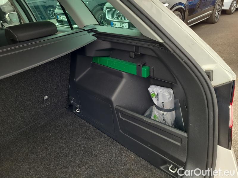  Skoda  Fabia  Combi (2015)  Com.1.0TSI 70 Ambition #10