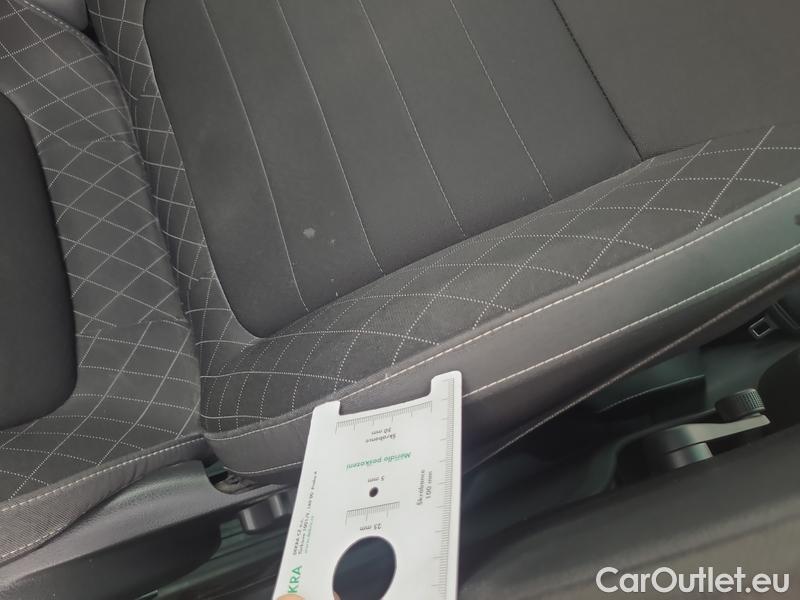  Skoda  Fabia  Combi (2015) Com.1.0TSI 70 Ambition 5d #8