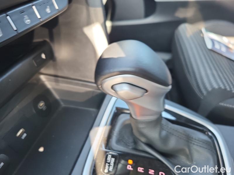  KIA  Cee'd Ceed  (CD) (2018->) Ceed SW 1.5 T-GDI 118 Top AT #11