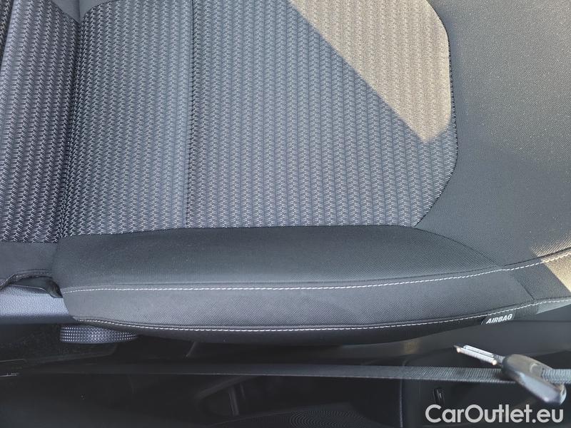  KIA  Cee'd Ceed  (CD) (2018->) Ceed SW 1.5 T-GDI 118 Top AT #9