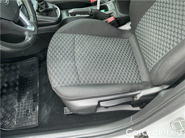  Opel  Astra ST 1.5CDTi 77 Edition 5d #13
