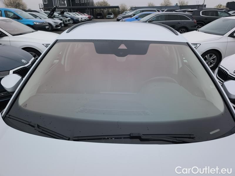  Skoda  Octavia  Combi (NX3)(2020) Oct.C.2.0 TDI 110 Ambition #1