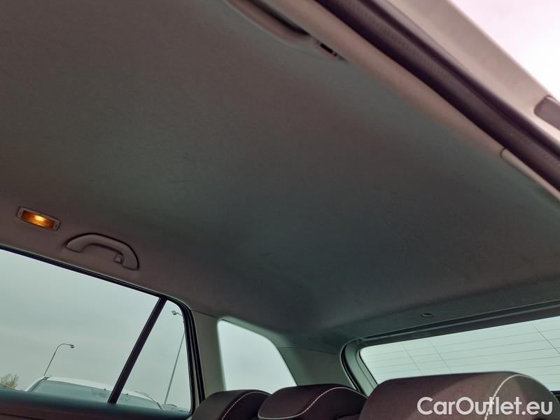  Skoda  Fabia  Combi (2015) Com.1.0TSI 70 Ambition AT #28