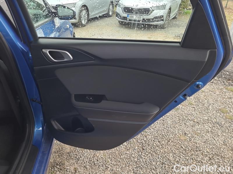  KIA  Cee'd Ceed  (CD) (2018->) Ceed SW 1.5 T-GDI 118 Spin AT #7