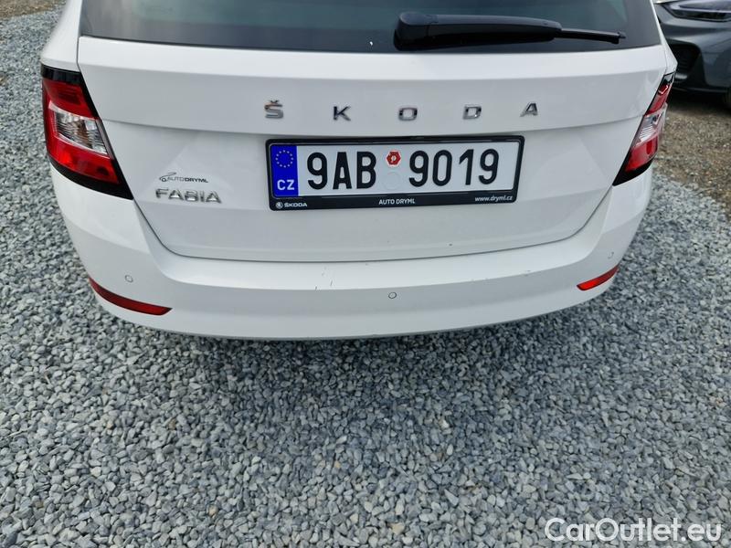  Skoda  Fabia  Combi (2015) Com.1.0TSI 70 Ambition AT #9