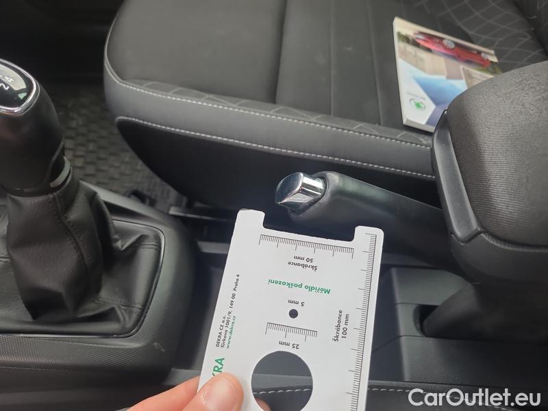  Skoda  Fabia  Combi (2015) Com.1.0TSI 70 Ambition 5d #11