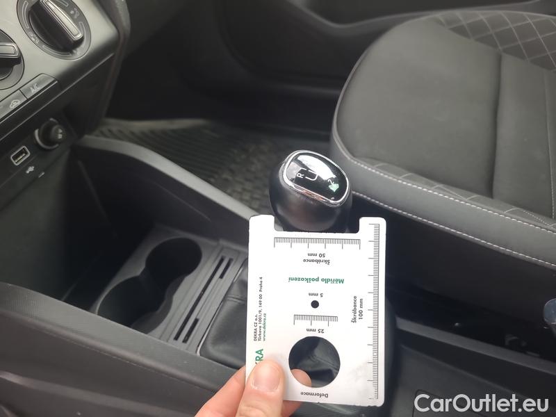  Skoda  Fabia  Combi (2015) Com.1.0TSI 70 Ambition 5d #10