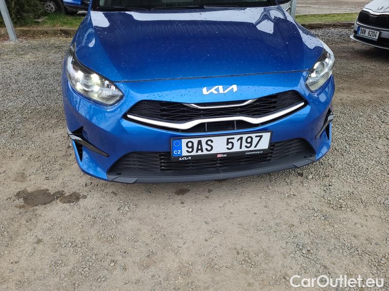 KIA  Cee'd Ceed  (CD) (2018->) Ceed SW 1.5 T-GDI 118 Spin AT #10