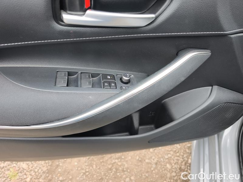  Toyota  Corolla  TouringSports (E21) (2019)  TS 2.0Hyb.Com.T.S.T.AT #16