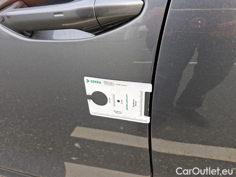  Skoda  Octavia  Lim. (NX3)(2020) Oct.Combi 2.0TDI 85 Style #5