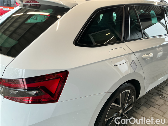  Skoda  Superb Sup.c.2.0TDI 147 SportLi Aut #2