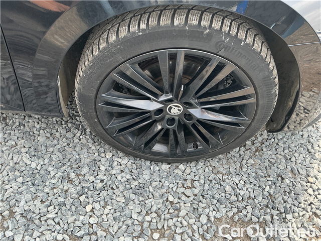  Skoda  Superb Supe.2.0TDI 147 Style 4x4 Aut #4