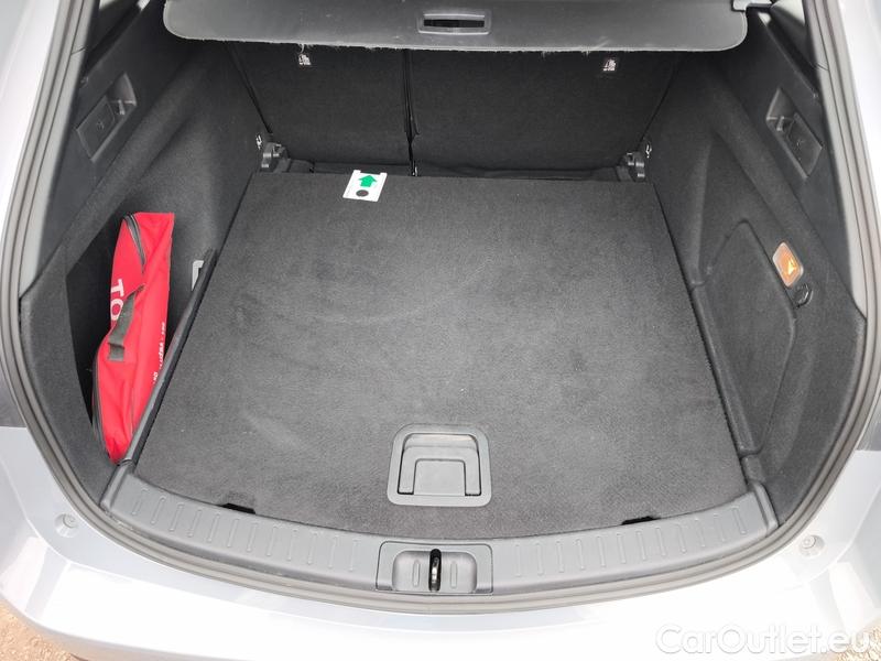  Toyota  Corolla  TouringSports (E21) (2019)  TS 2.0Hyb.Com.T.S.T.AT #19