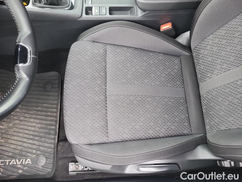  Skoda  Octavia  Lim. (NX3)(2020)  2.0TDI 85 Style 5d #9