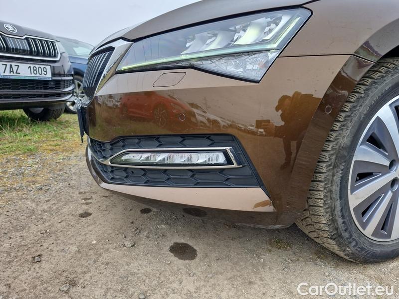  Skoda  Superb  Combi (3T5)(2010) Sup.C.FL2.0TDI 110 Style AT #2