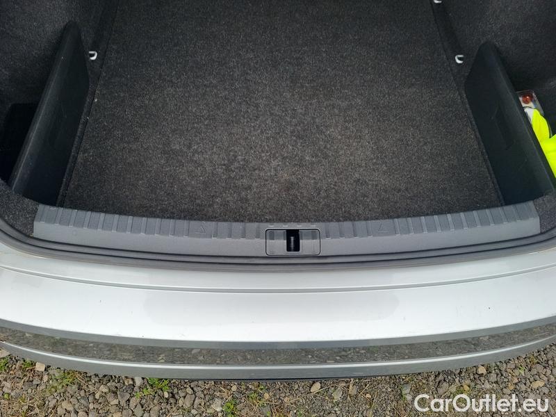  Skoda  Octavia  Lim. (NX3)(2020)  2.0TDI 85 Style 5d #13