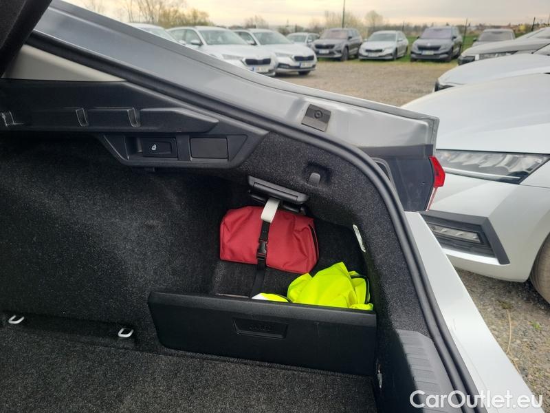  Skoda  Octavia  Lim. (NX3)(2020)  2.0TDI 85 Style 5d #14