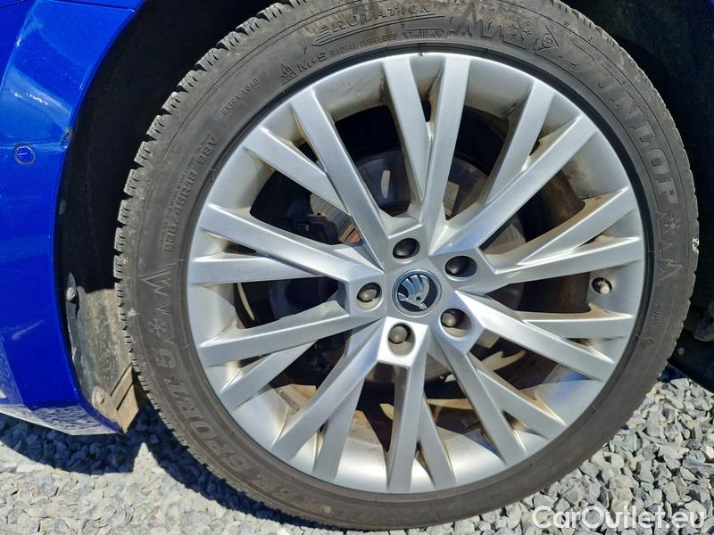  Skoda  Superb  Combi (3V5)(2015) Sup.C.FL2.0TDI 110 L&K AT #5