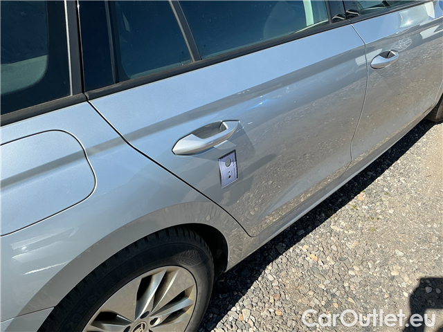 Skoda  Octavia Oct.Combi 2.0TDI 110 Ambit. AT #1