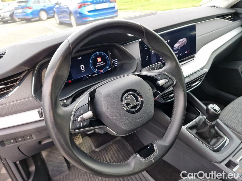  Skoda  Octavia  Lim. (NX3)(2020) Oct.Combi 2.0TDI 85 Style #4