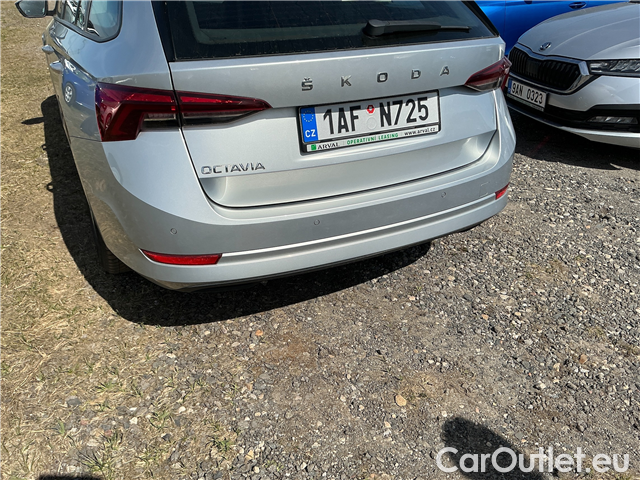  Skoda  Octavia Oct.Combi 2.0TDI 110 Ambit. AT #10