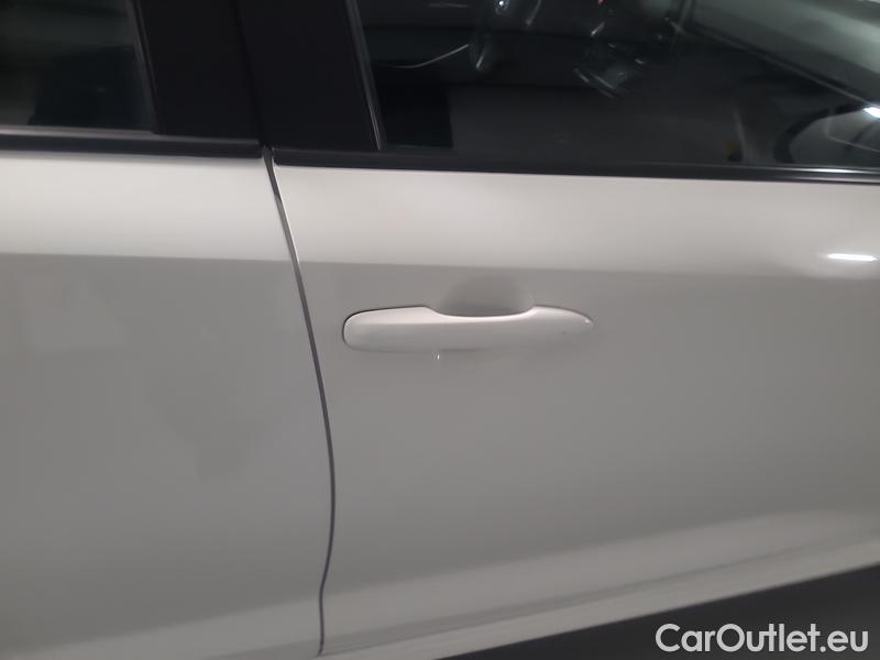  Toyota  Corolla  (E21) (2019)  1.8Hyb.Comfort AT #10