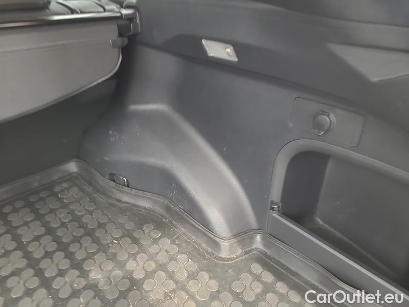  Toyota  RAV4  (2013)  2.5 Hyb Selection 4WD AT #10